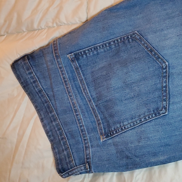 Old Navy Plus Sizes The Diva Skinny Jeans - Picture 6 of 7